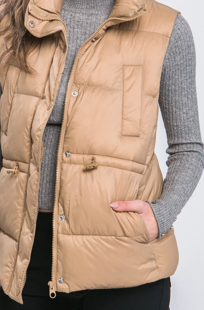 ZIP UP PUFFER VEST