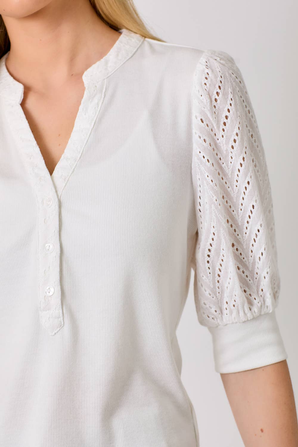 CUTE SLEEVED TOP