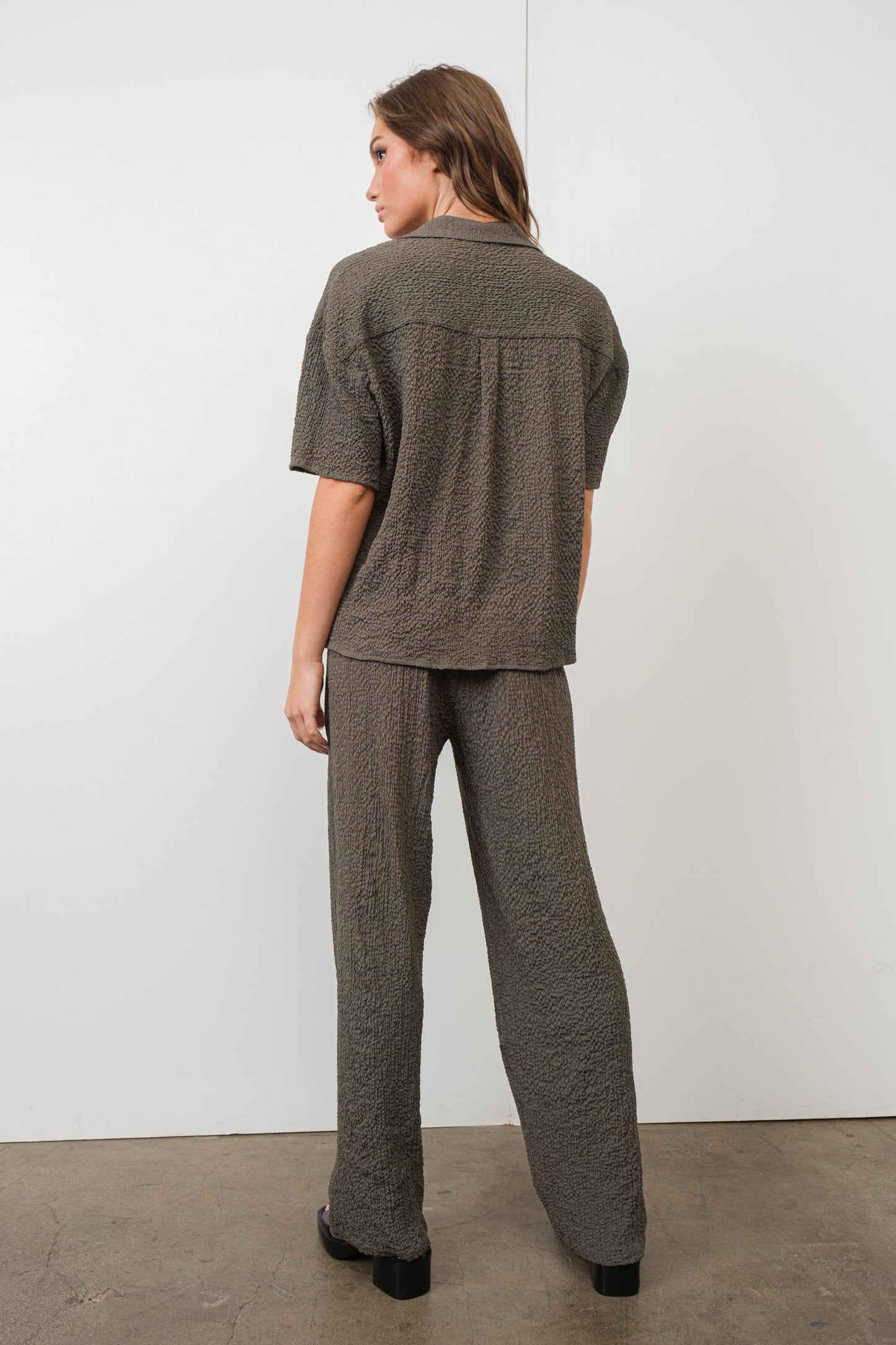 TEXTURED OVERSIZED SHIRT
