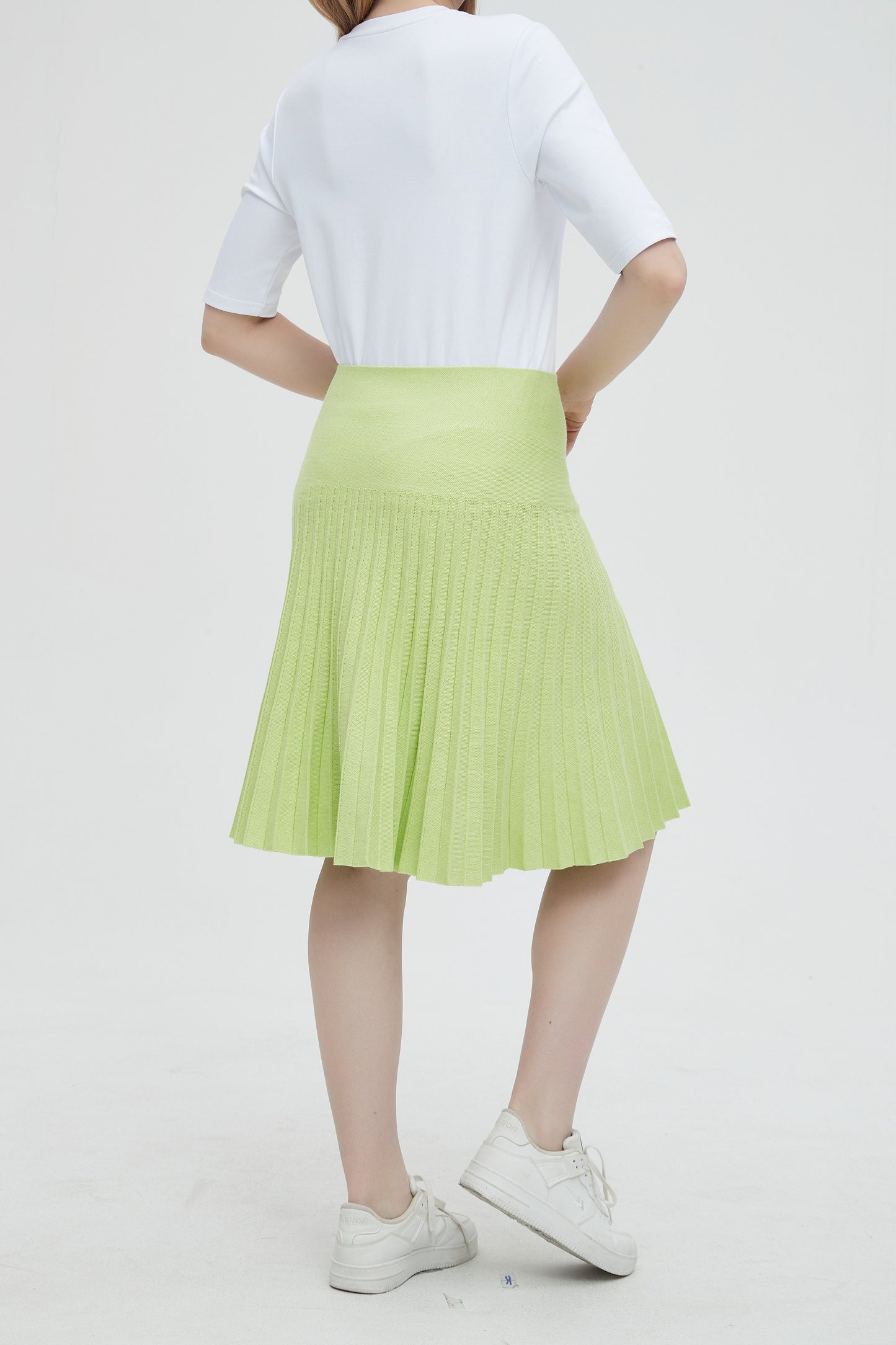MM YEAR ROUND PLEATED - NEON GREEN