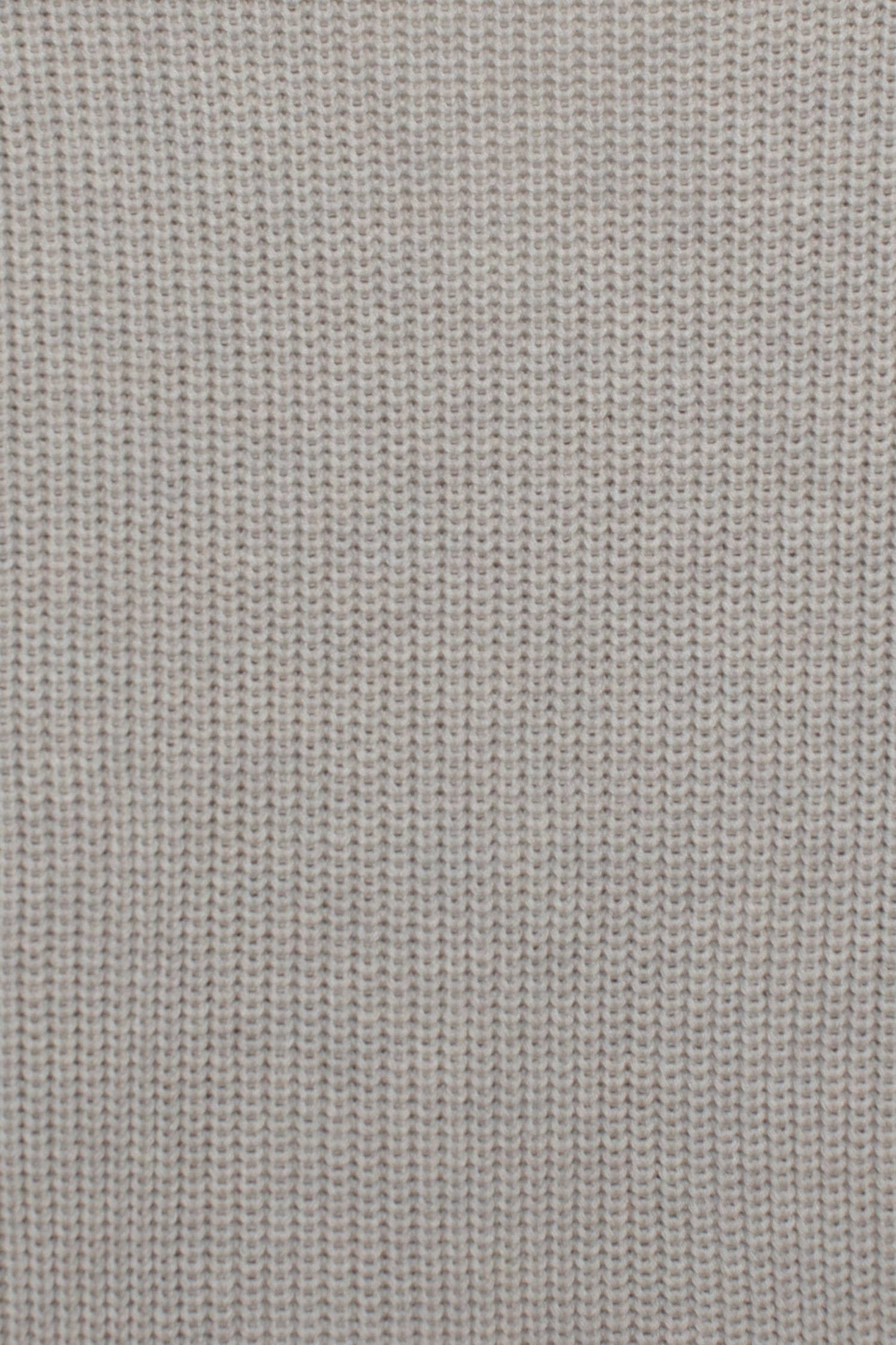 THIN KNIT WRAP WITH SNAP