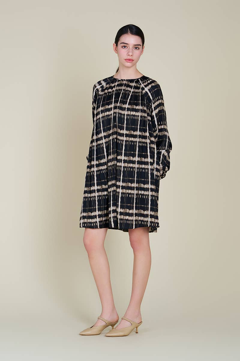 PLEATED PRINT MINI DRESS
