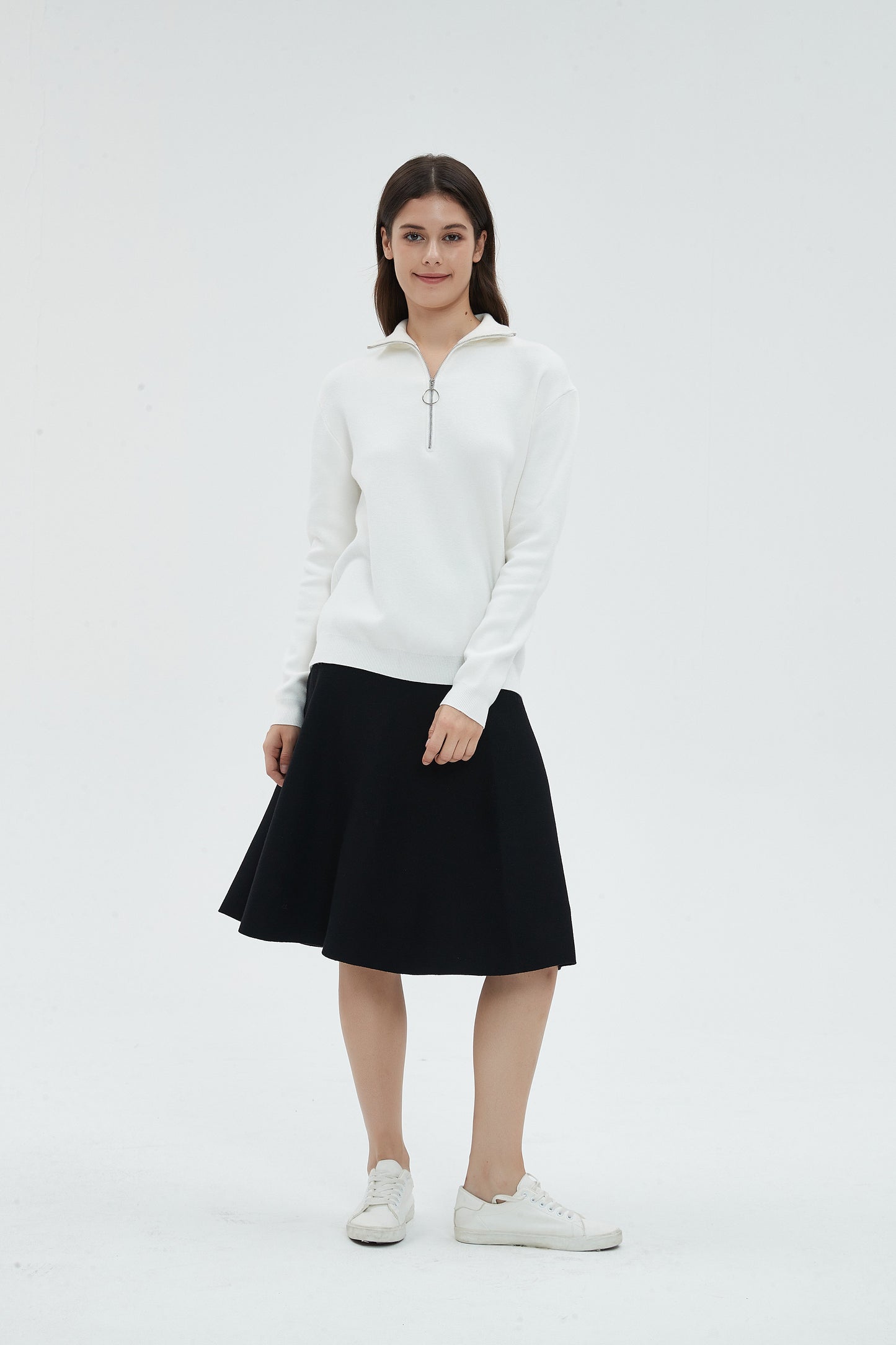 MM COZY ZIPPER COLLAR SWEATER - OFF WHITE