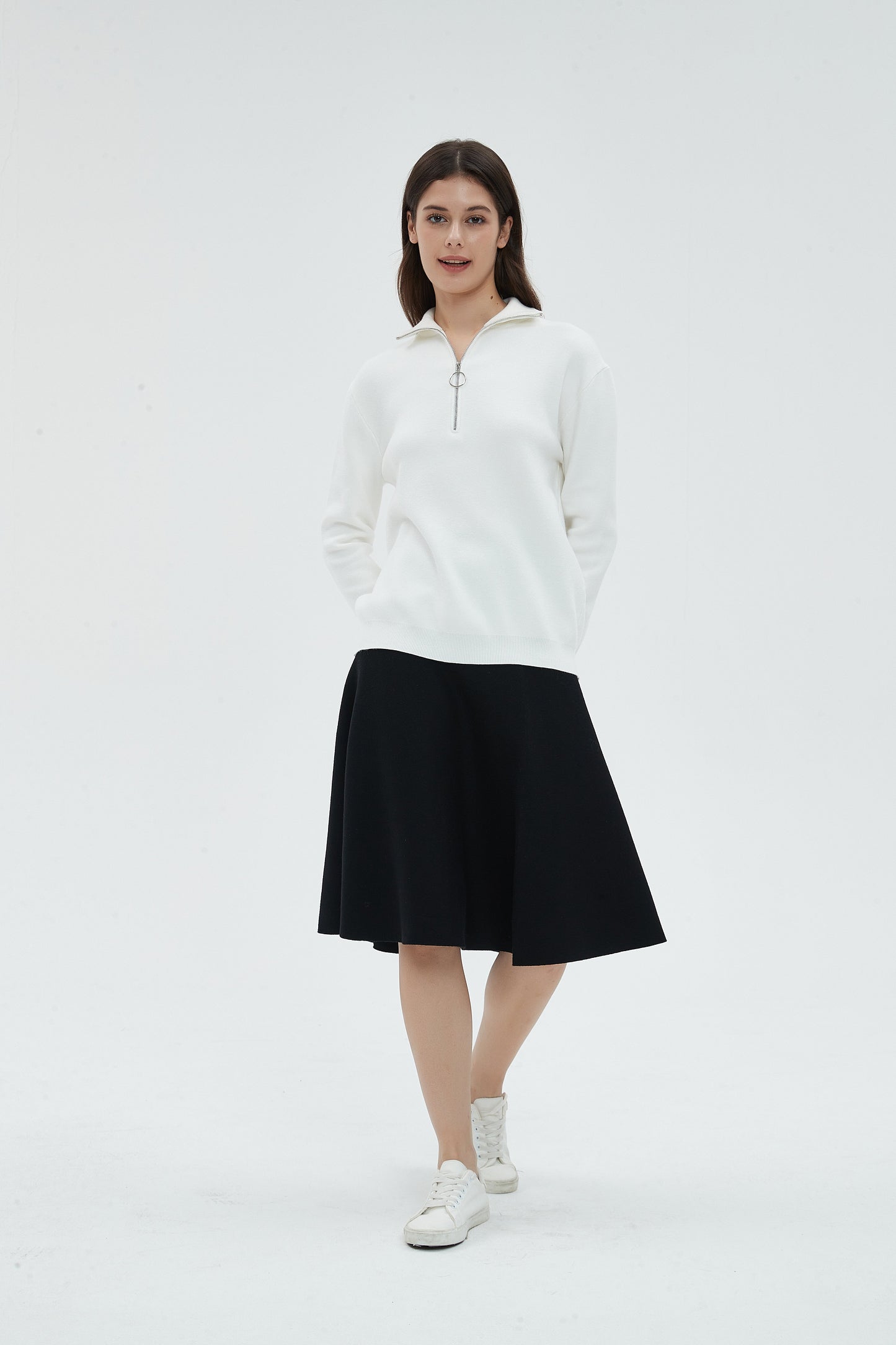 MM COZY ZIPPER COLLAR SWEATER - OFF WHITE