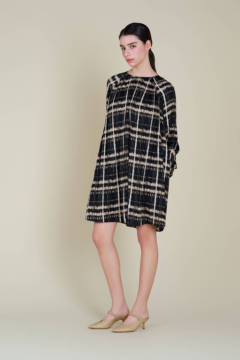 PLEATED PRINT MINI DRESS