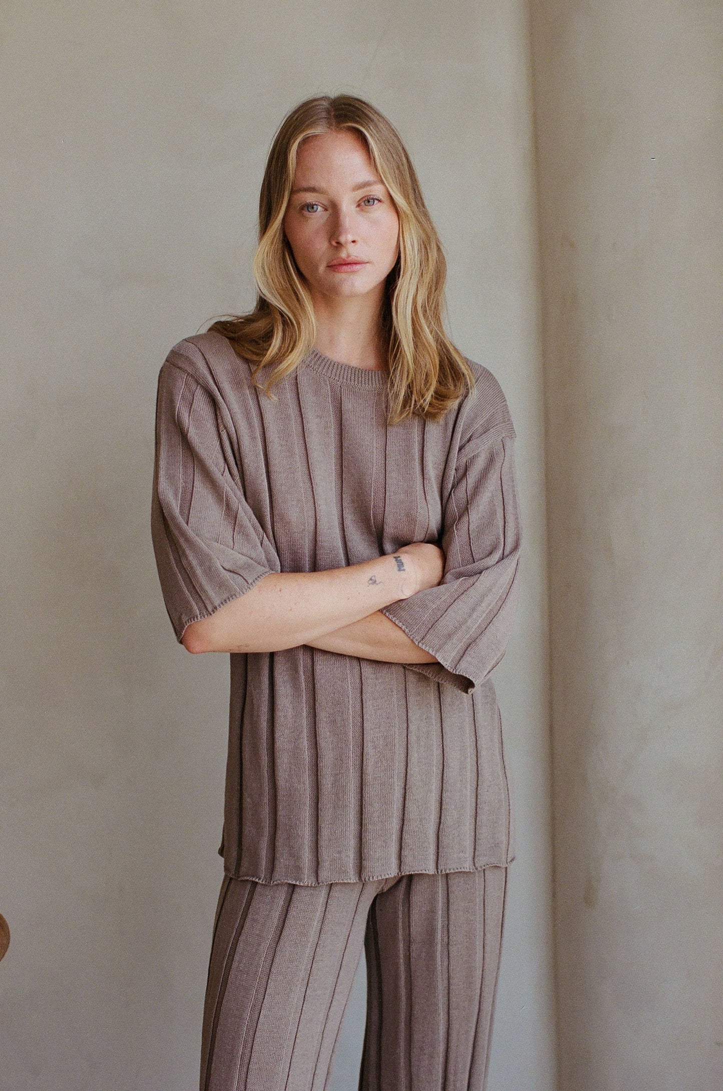 LOUNGE KNIT TOP