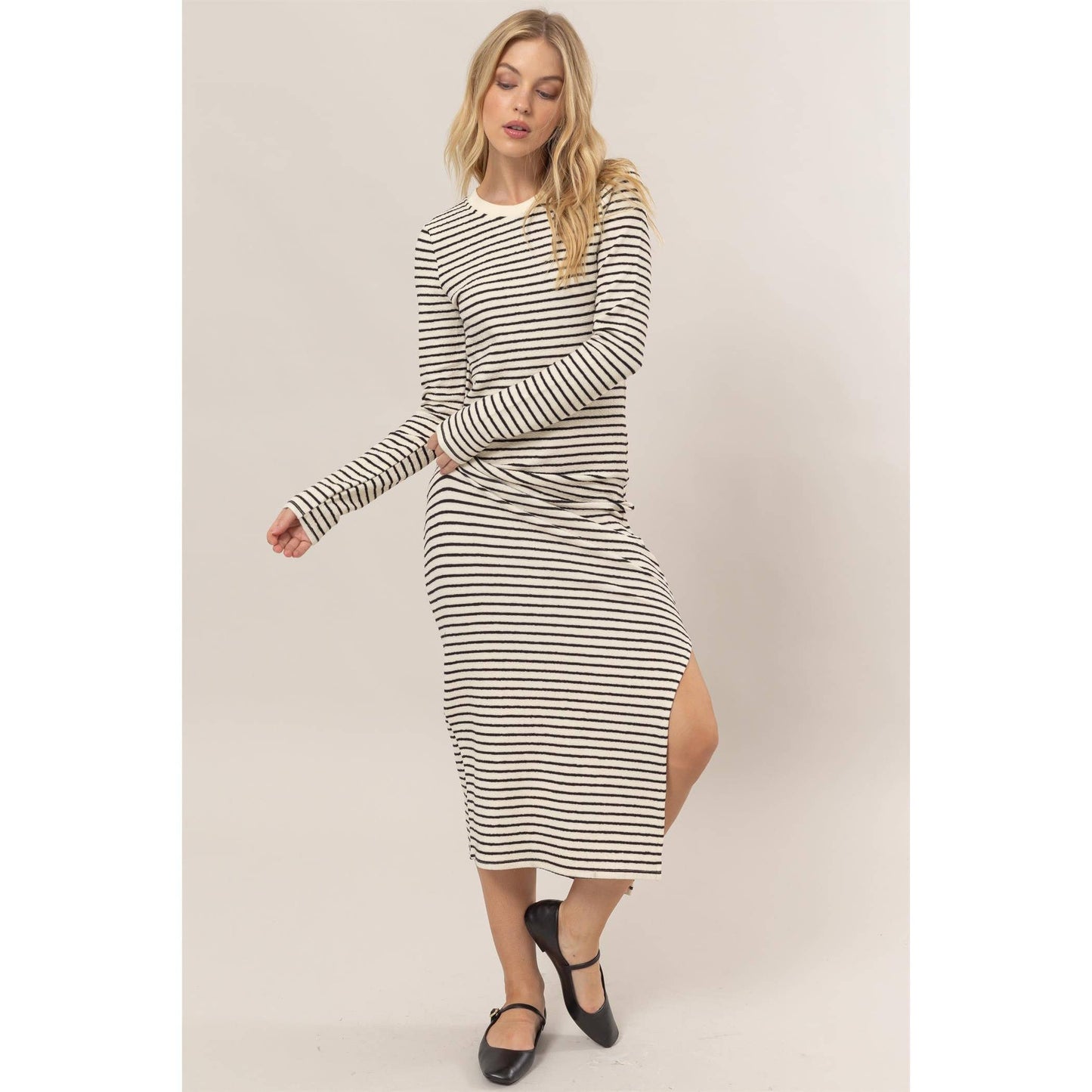 KNIT STRIPED MIDI DRESS