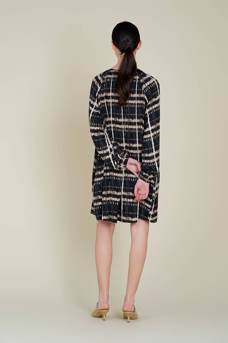 PLEATED PRINT MINI DRESS