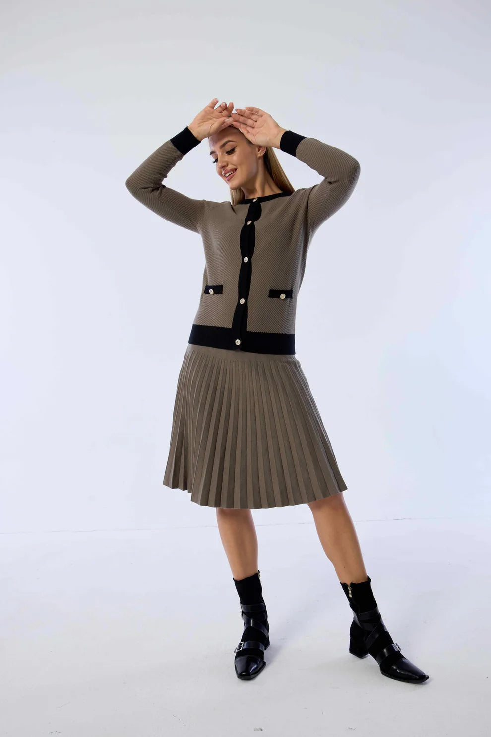 MM CLASSIQUE CARDIGAN - OLIVE GREEN