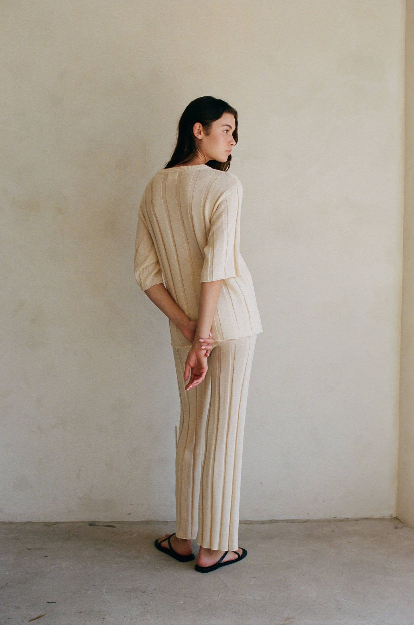 LOUNGE KNIT TOP