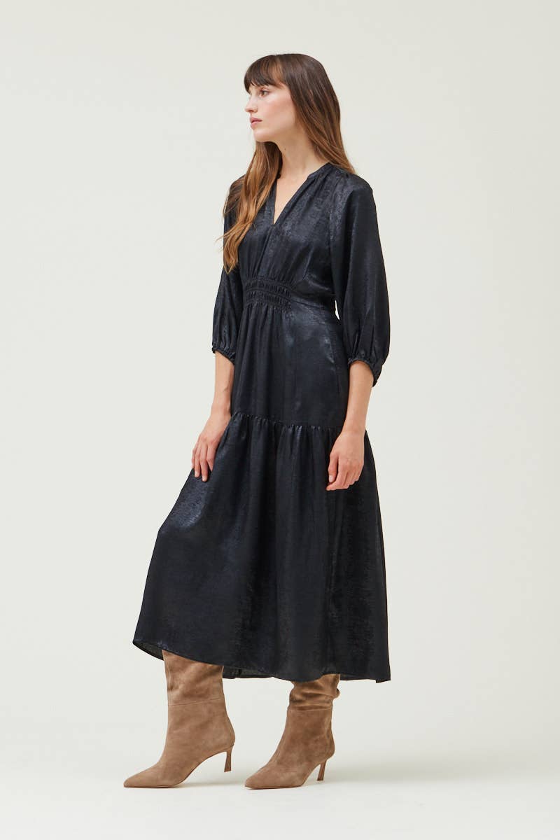 EASY DRESS WITH SHIMMER