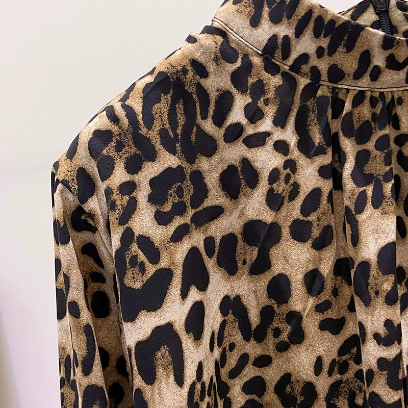 LEOPARD HIGH NECK BLOUSE