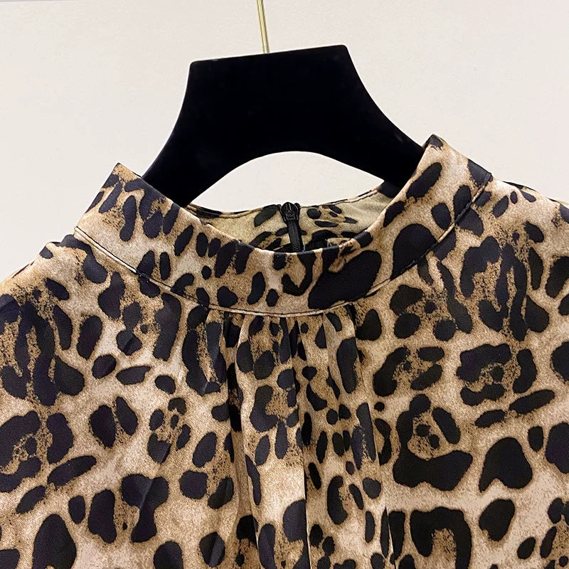 LEOPARD HIGH NECK BLOUSE