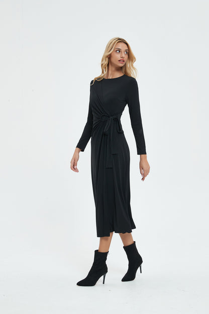 BLACK STRETCH WRAP DRESS byMM