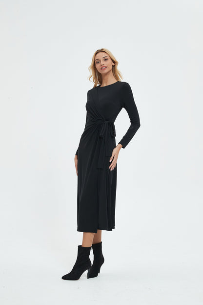 BLACK STRETCH WRAP DRESS byMM