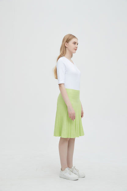 MM YEAR ROUND PLEATED -  NEON GREEN SIZE LONG