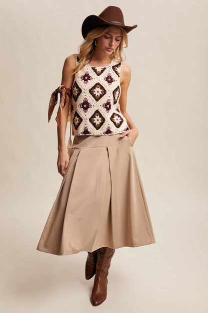 PLEATED KHAKI SKIRT