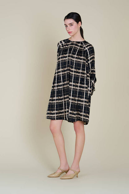  PLEATED PRINT MINI DRESS