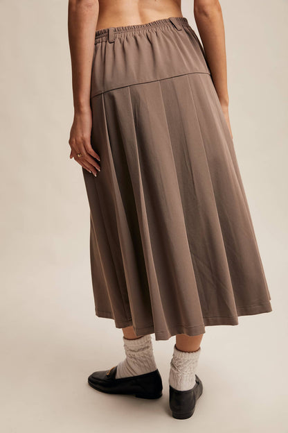 PLEATED KHAKI SKIRT