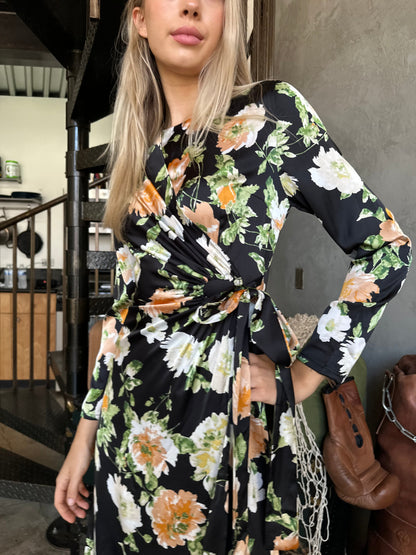 SILKY FLORAL WRAP DRESS byMM