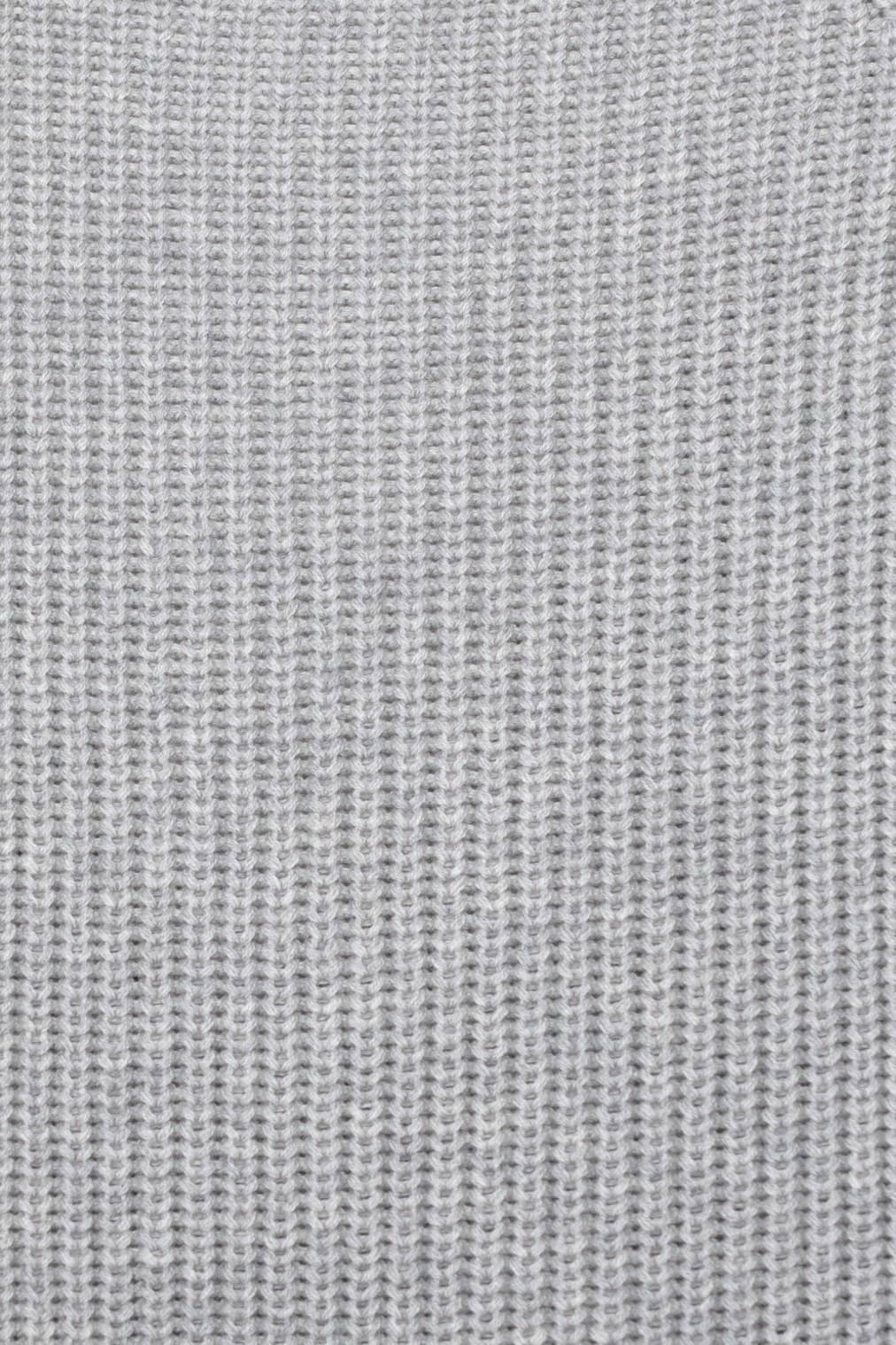 THIN KNIT WRAP WITH SNAP