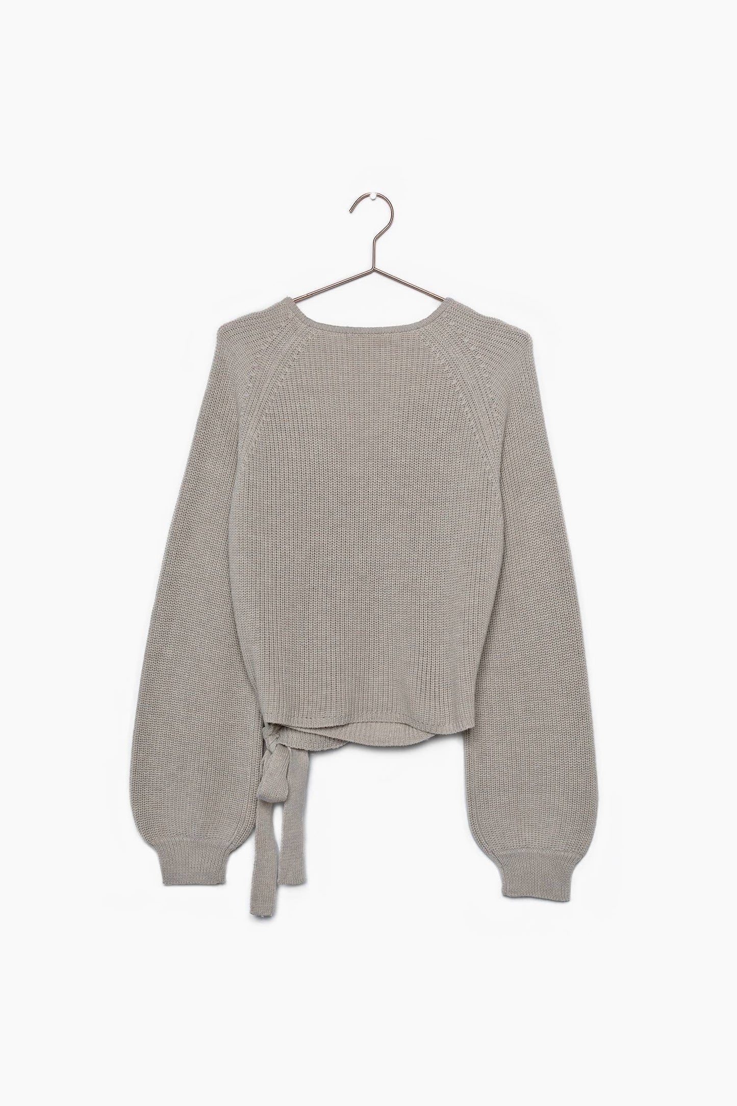THIN KNIT WRAP WITH SNAP